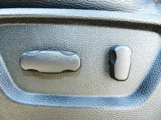 Florida Fine Cars - Used SATURN VUE 2008 MIAMI Red Line