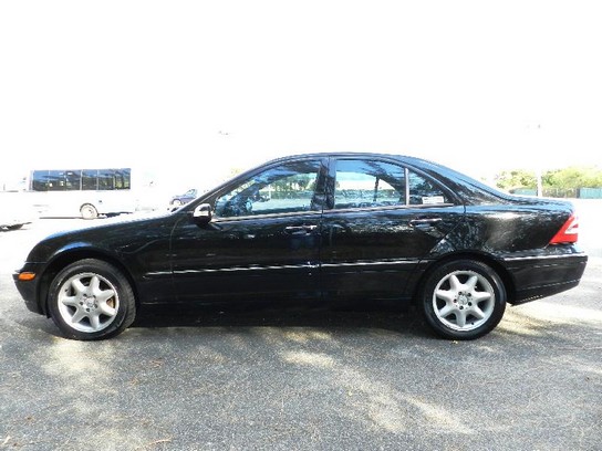 Florida Fine Cars - Used MERCEDES-BENZ C CLASS 2002 MIAMI C240