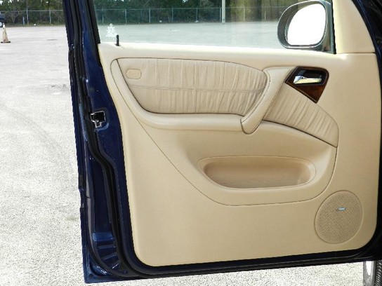 Florida Fine Cars - Used MERCEDES-BENZ M CLASS 2001 MIAMI ML320 4WD