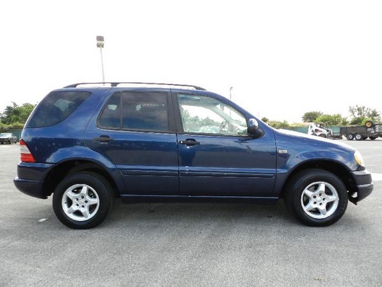 Florida Fine Cars - Used MERCEDES-BENZ M CLASS 2001 MIAMI ML320 4WD
