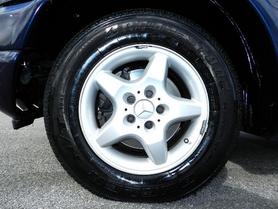 Florida Fine Cars - Used MERCEDES-BENZ M CLASS 2001 MIAMI ML320 4WD