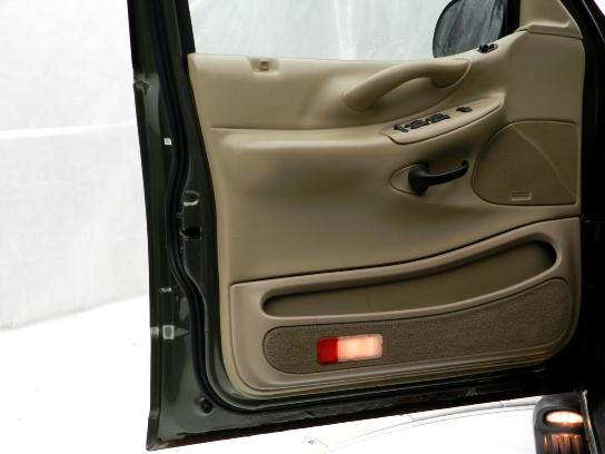 Florida Fine Cars - Used FORD EXPEDITION 2001 MIAMI XLT 4WD