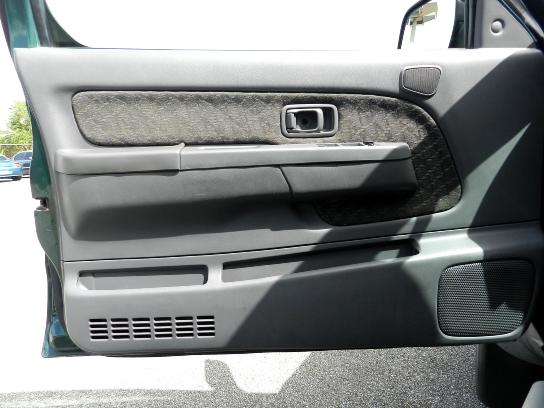 Florida Fine Cars - Used NISSAN XTERRA 2001 MIAMI XE 2WD