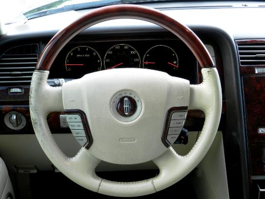 Florida Fine Cars - Used LINCOLN NAVIGATOR 2003 MIAMI 2WD