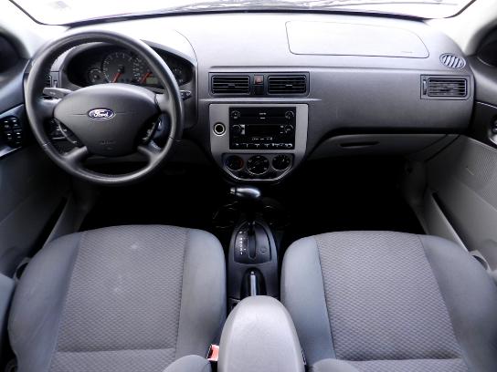 Florida Fine Cars - Used FORD FOCUS 2005 HOLLYWOOD ZX5