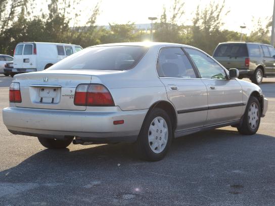 Florida Fine Cars - Used HONDA ACCORD 1996 MIAMI LX