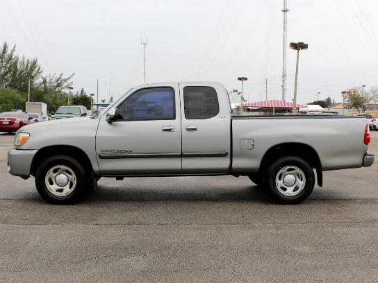 Florida Fine Cars - Used TOYOTA TUNDRA 2005 MIAMI SR5