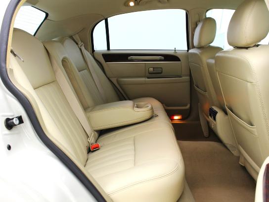 Florida Fine Cars - Used LINCOLN TOWN CAR 2007 MIAMI SIGNATURE