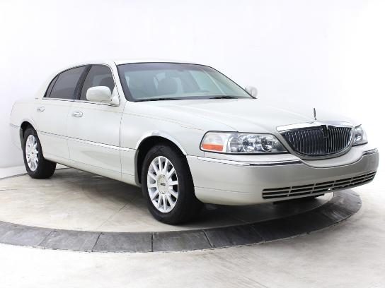 Florida Fine Cars - Used LINCOLN TOWN CAR 2007 MIAMI SIGNATURE