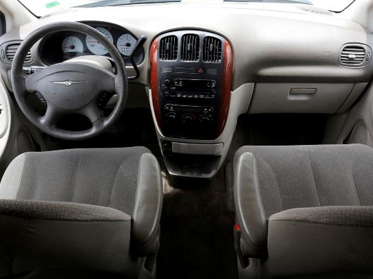 Florida Fine Cars - Used CHRYSLER TOWN & COUNTRY 2005 MIAMI 