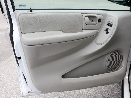 Florida Fine Cars - Used CHRYSLER TOWN & COUNTRY 2005 MIAMI 