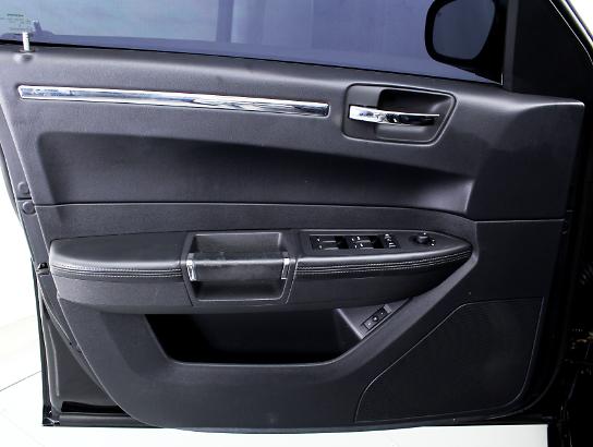 Florida Fine Cars - Used CHRYSLER 300C 2010 HOLLYWOOD SRT-8