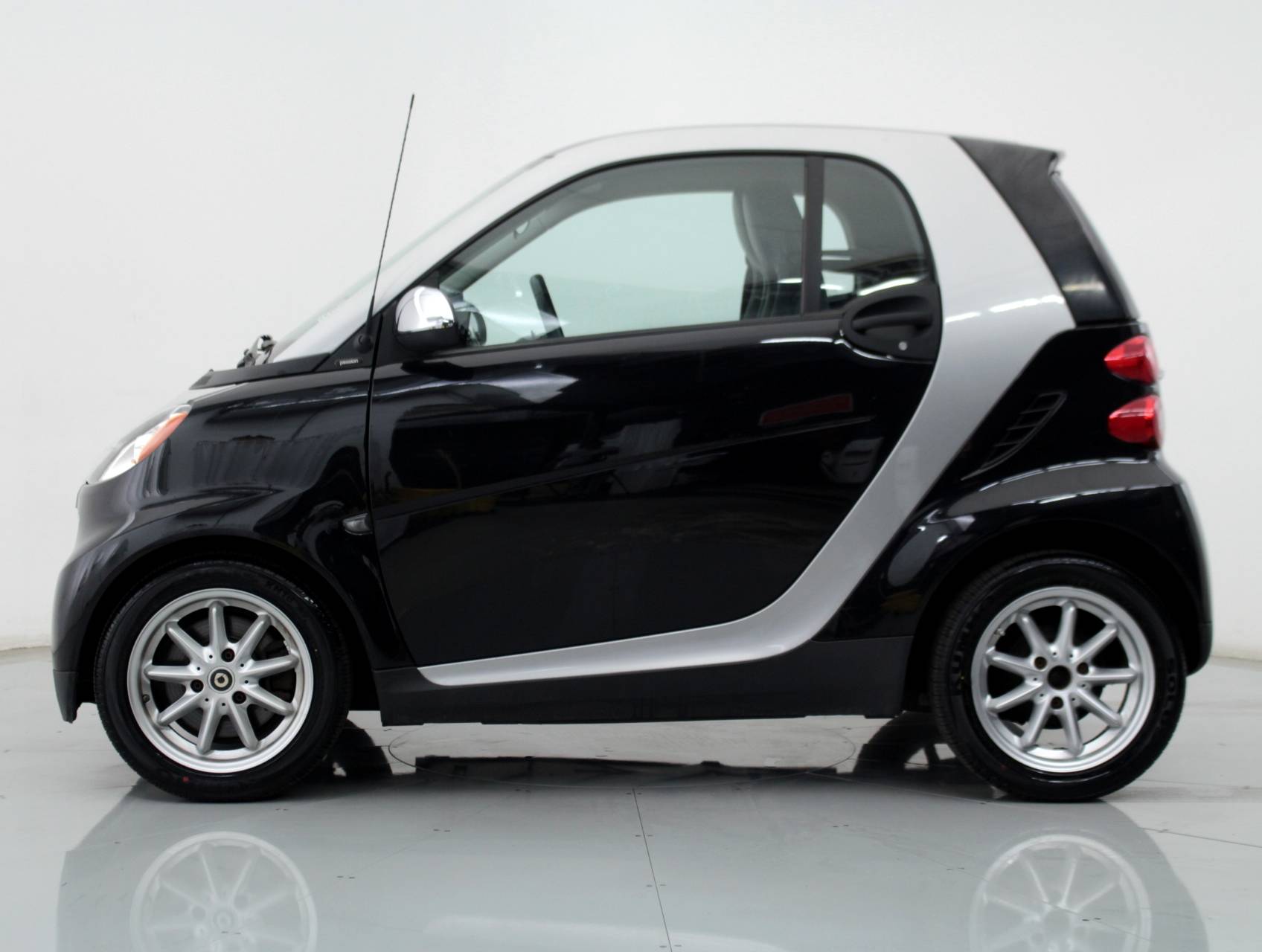 Florida Fine Cars - Used SMART FORTWO 2010 MIAMI PURE; PASSION COUPE