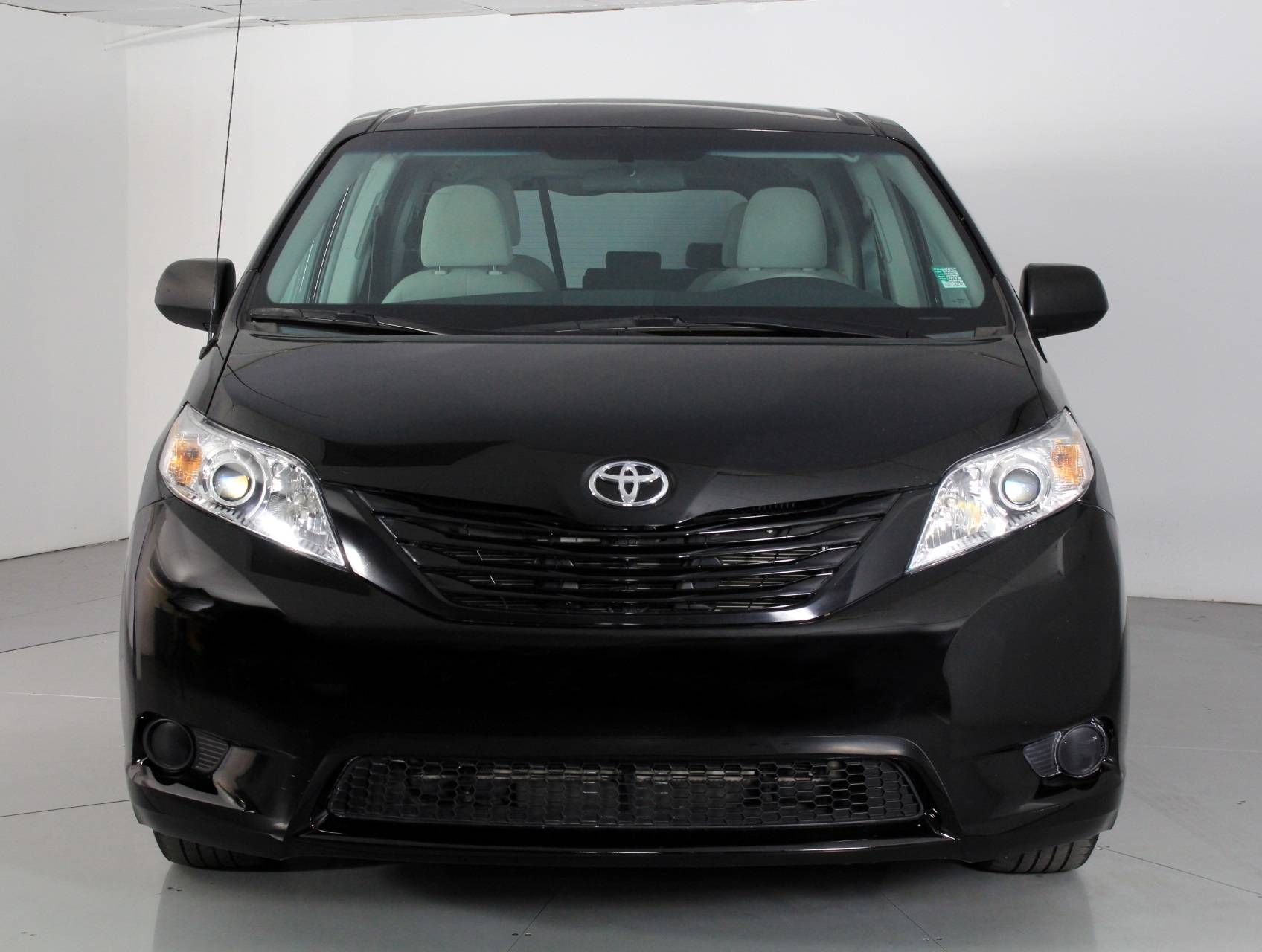 Florida Fine Cars - Used TOYOTA SIENNA 2013 MIAMI LE