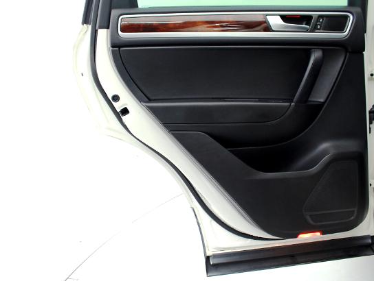 Florida Fine Cars - Used VOLKSWAGEN TOUAREG 2012 MIAMI HYBRID