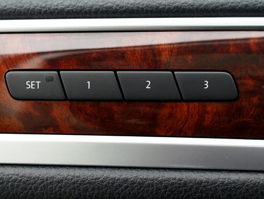 Florida Fine Cars - Used VOLKSWAGEN TOUAREG 2012 MIAMI HYBRID