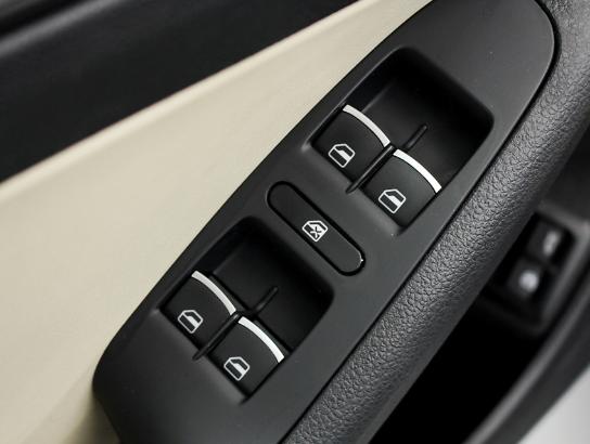 Florida Fine Cars - Used VOLKSWAGEN Jetta Hybrid 2013 MIAMI Sel