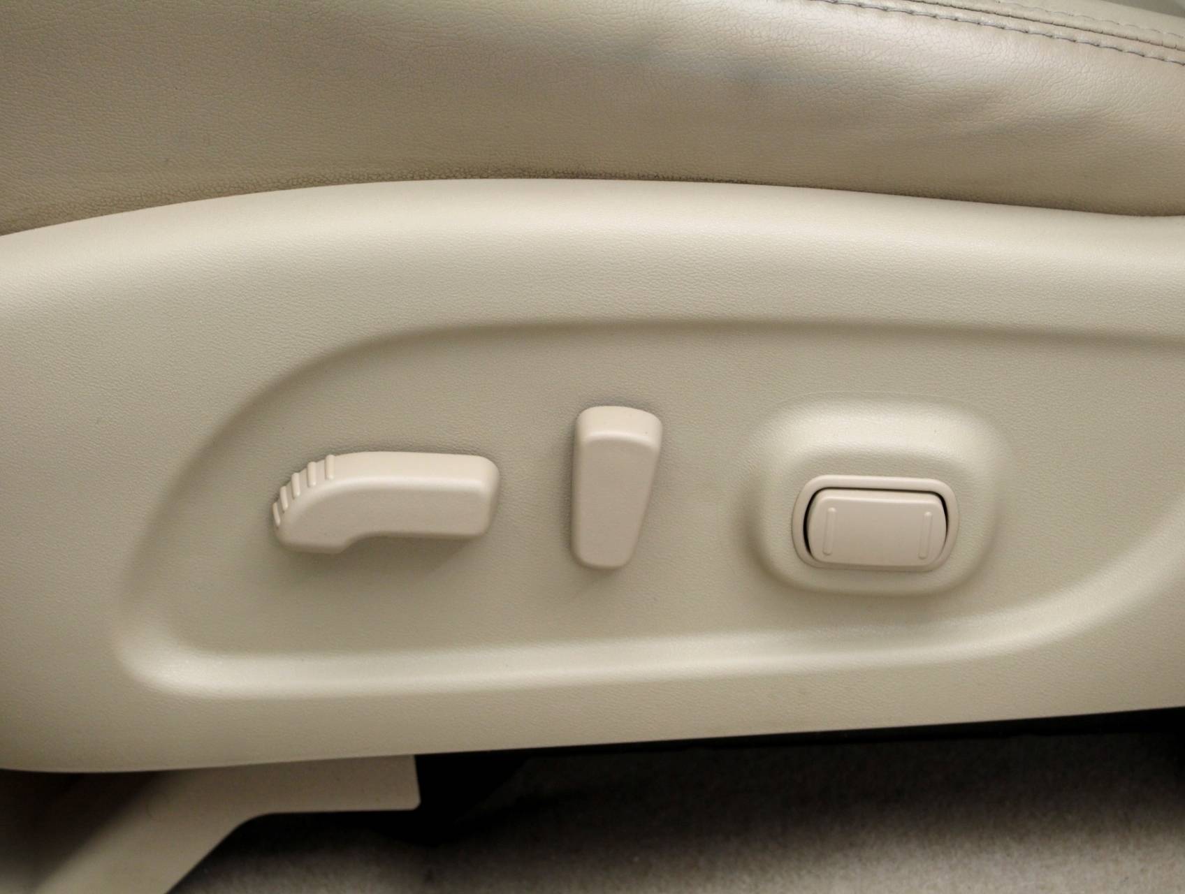 Florida Fine Cars - Used NISSAN PATHFINDER 2014 WEST PALM PLATINUM