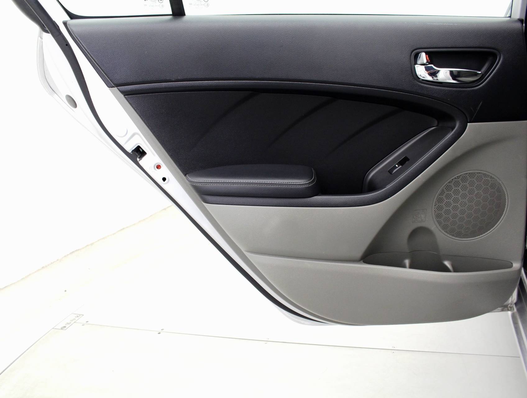 Florida Fine Cars - Used KIA FORTE 2015 MIAMI LX