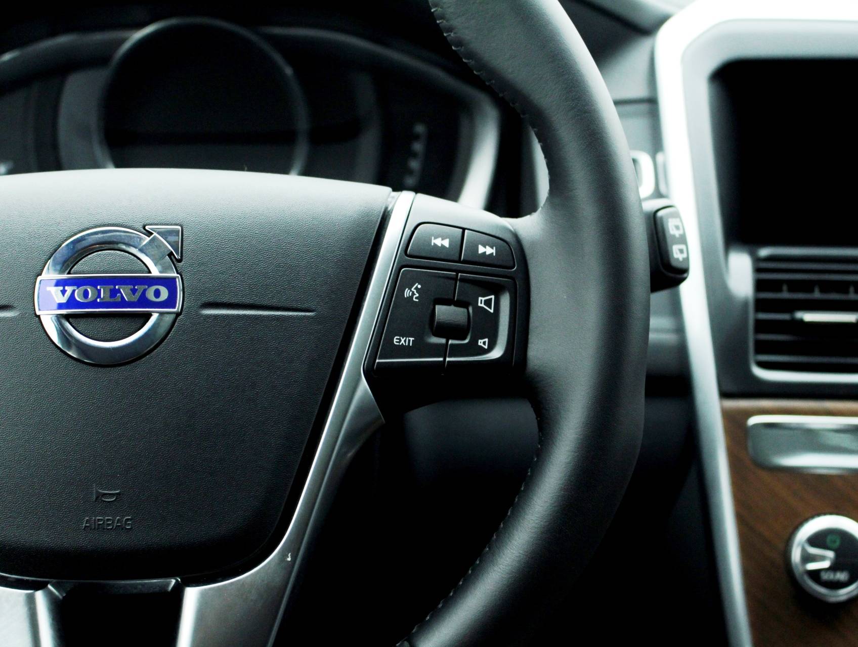 Florida Fine Cars - Used VOLVO XC60 2017 MIAMI T5