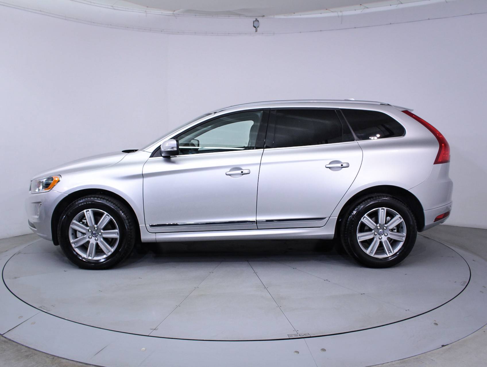 Florida Fine Cars - Used VOLVO XC60 2017 MIAMI T5