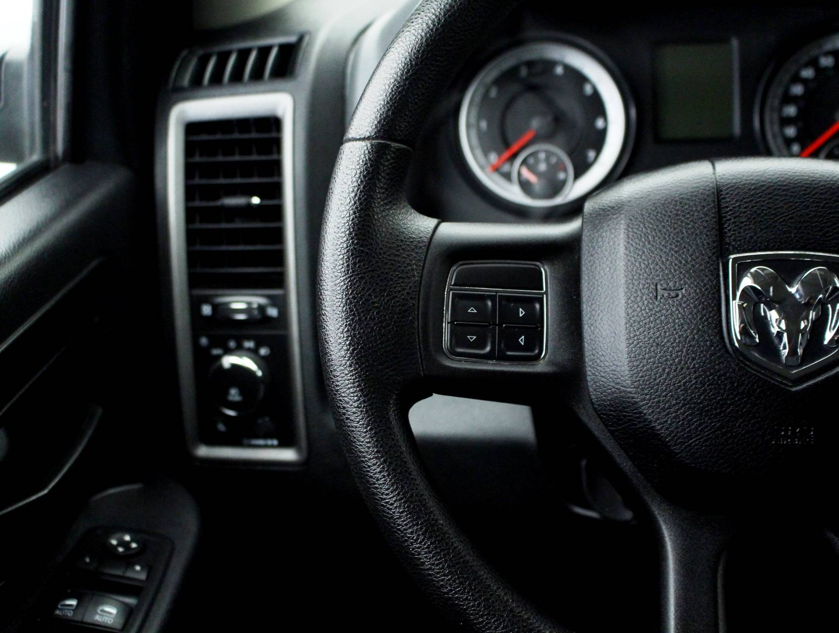 Florida Fine Cars - Used RAM 1500 2015 MIAMI EXPRESS