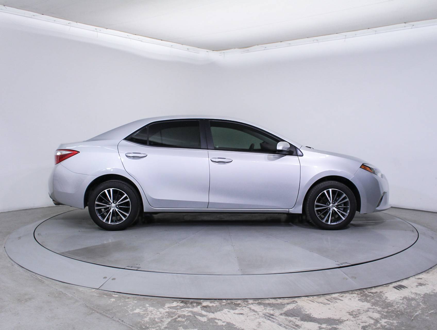 Florida Fine Cars - Used TOYOTA COROLLA 2016 HOLLYWOOD Le Plus