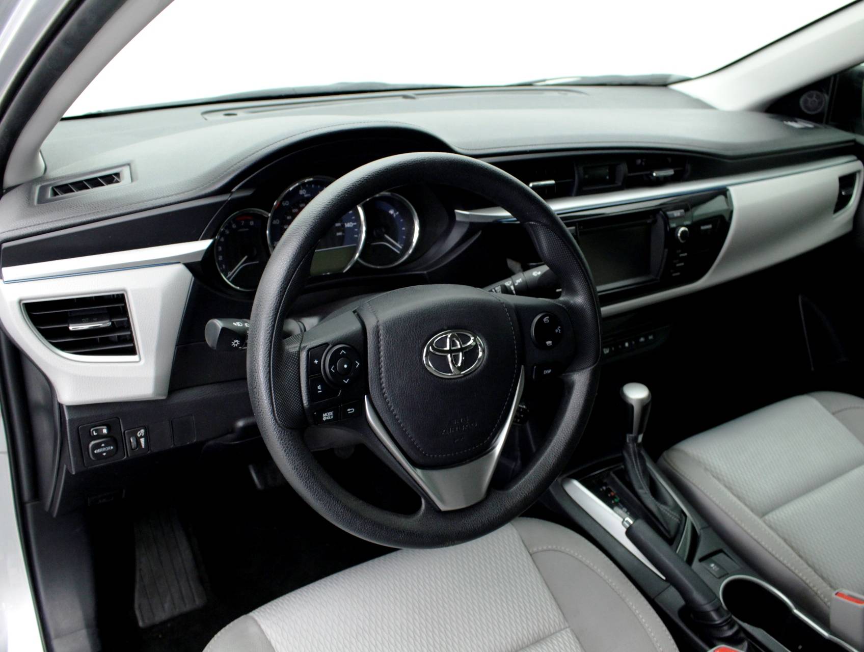 Florida Fine Cars - Used TOYOTA COROLLA 2016 HOLLYWOOD Le Plus