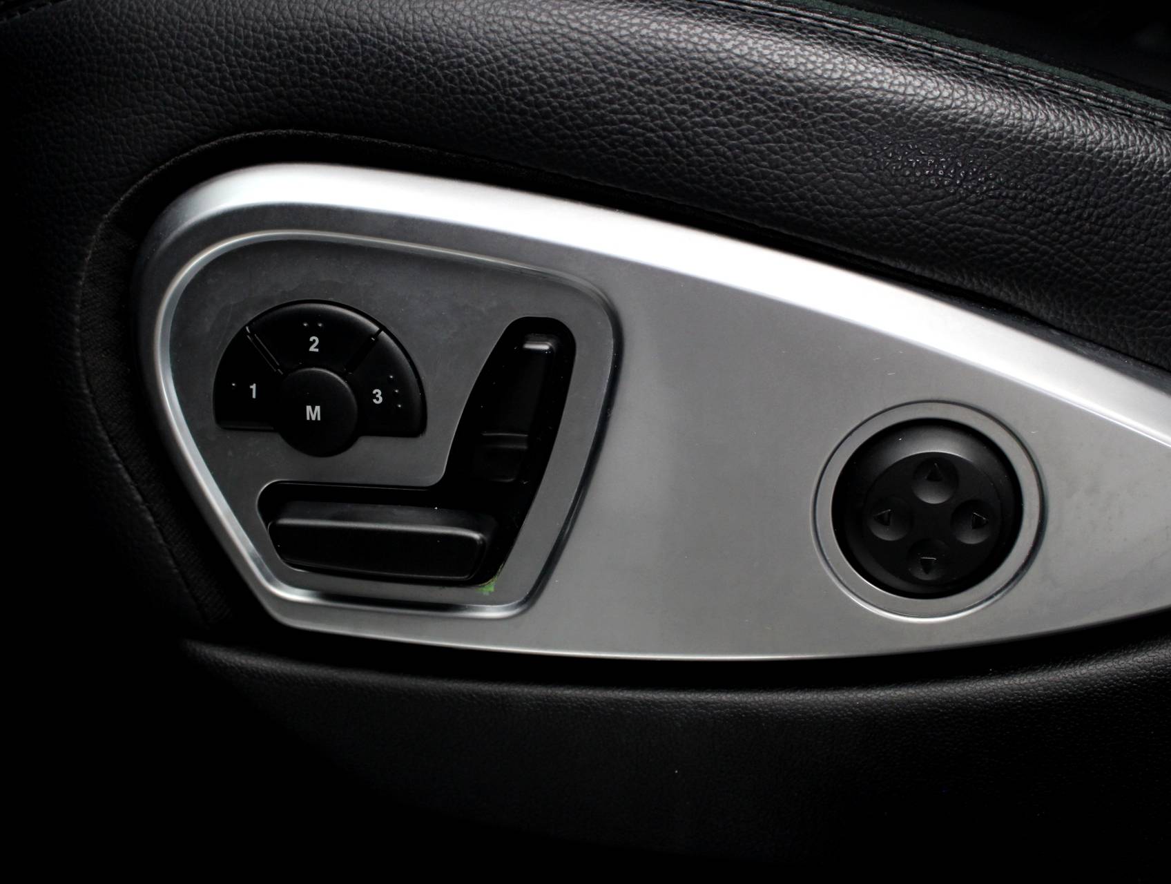 Florida Fine Cars - Used MERCEDES-BENZ M CLASS 2011 HOLLYWOOD ML350