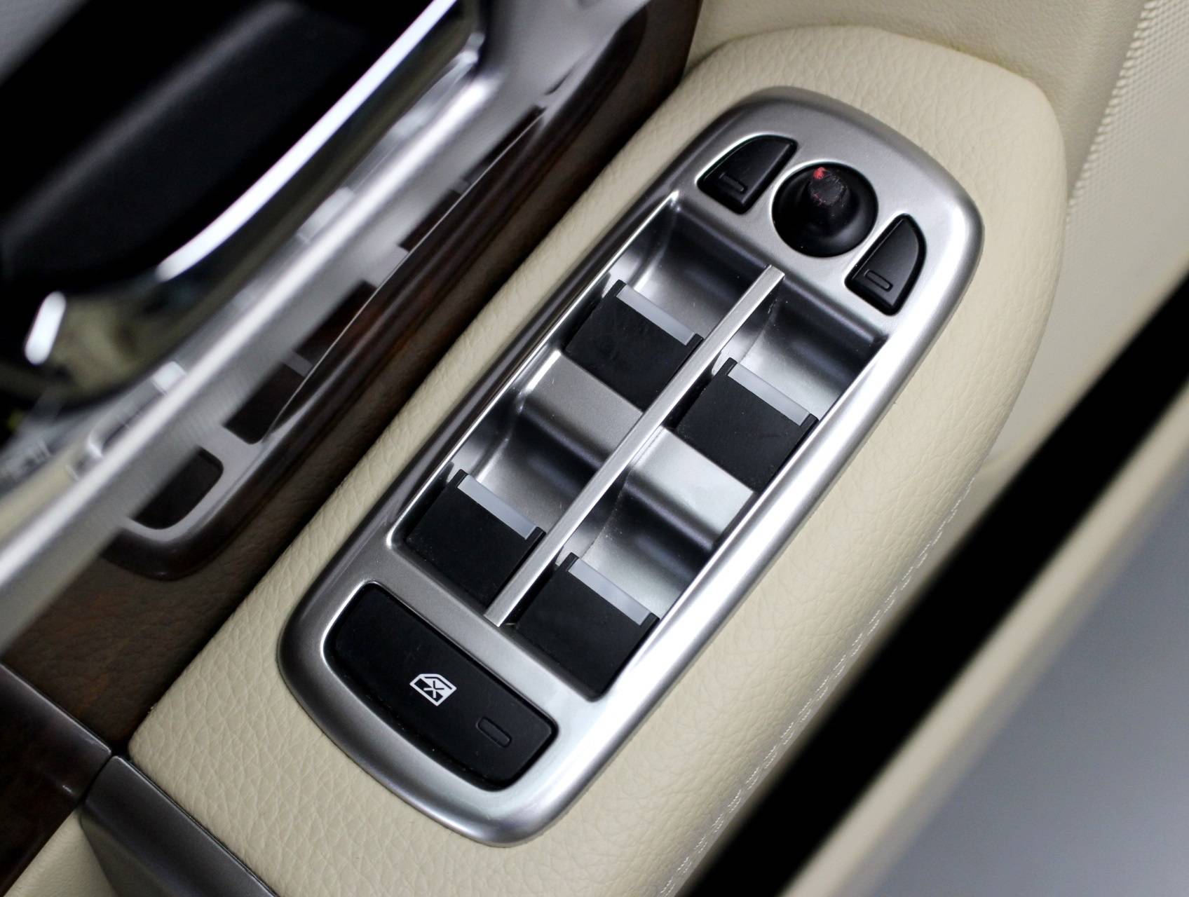 Florida Fine Cars - Used JAGUAR XF 2014 WEST PALM 