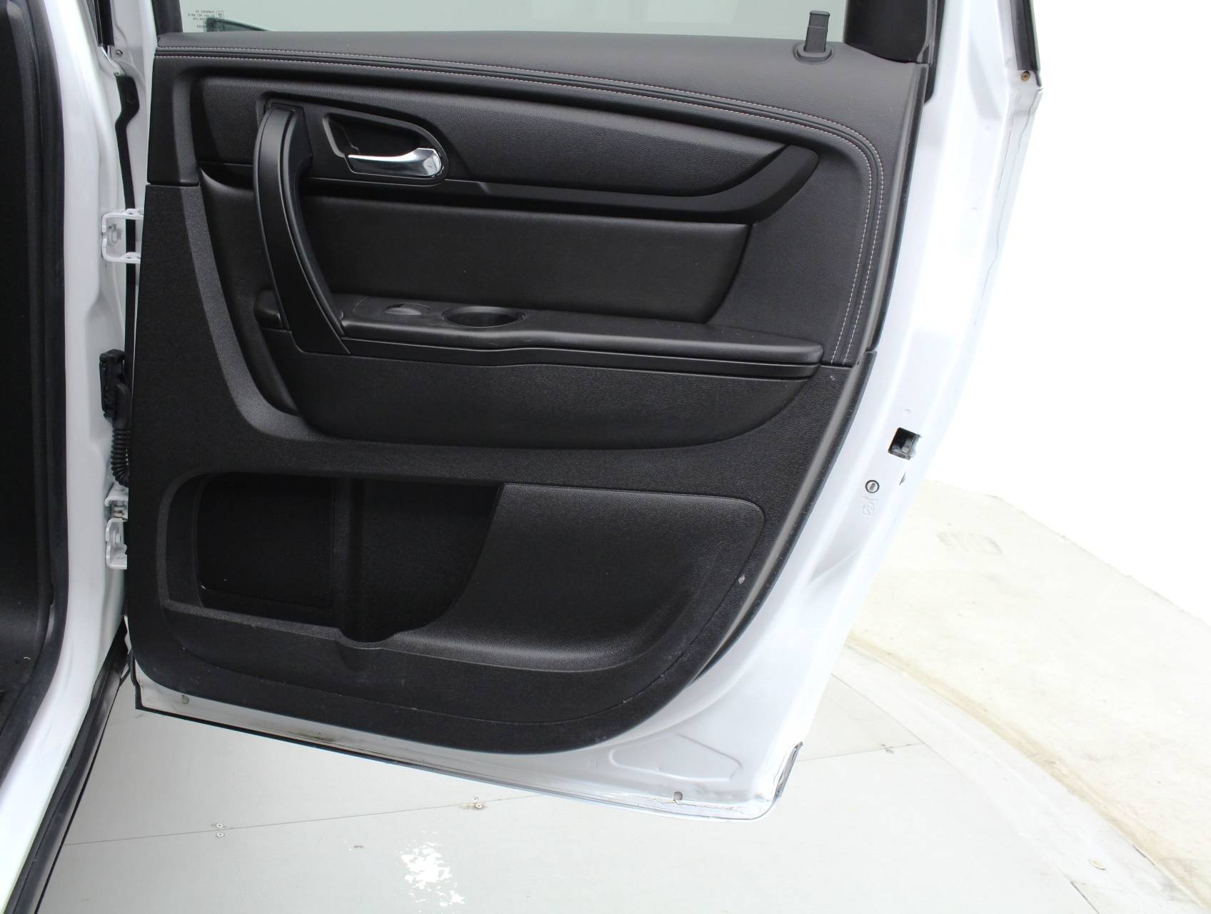 Florida Fine Cars - Used CHEVROLET TRAVERSE 2017 HOLLYWOOD 1LT