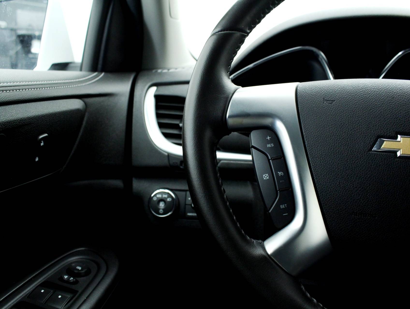 Florida Fine Cars - Used CHEVROLET TRAVERSE 2017 HOLLYWOOD 1LT