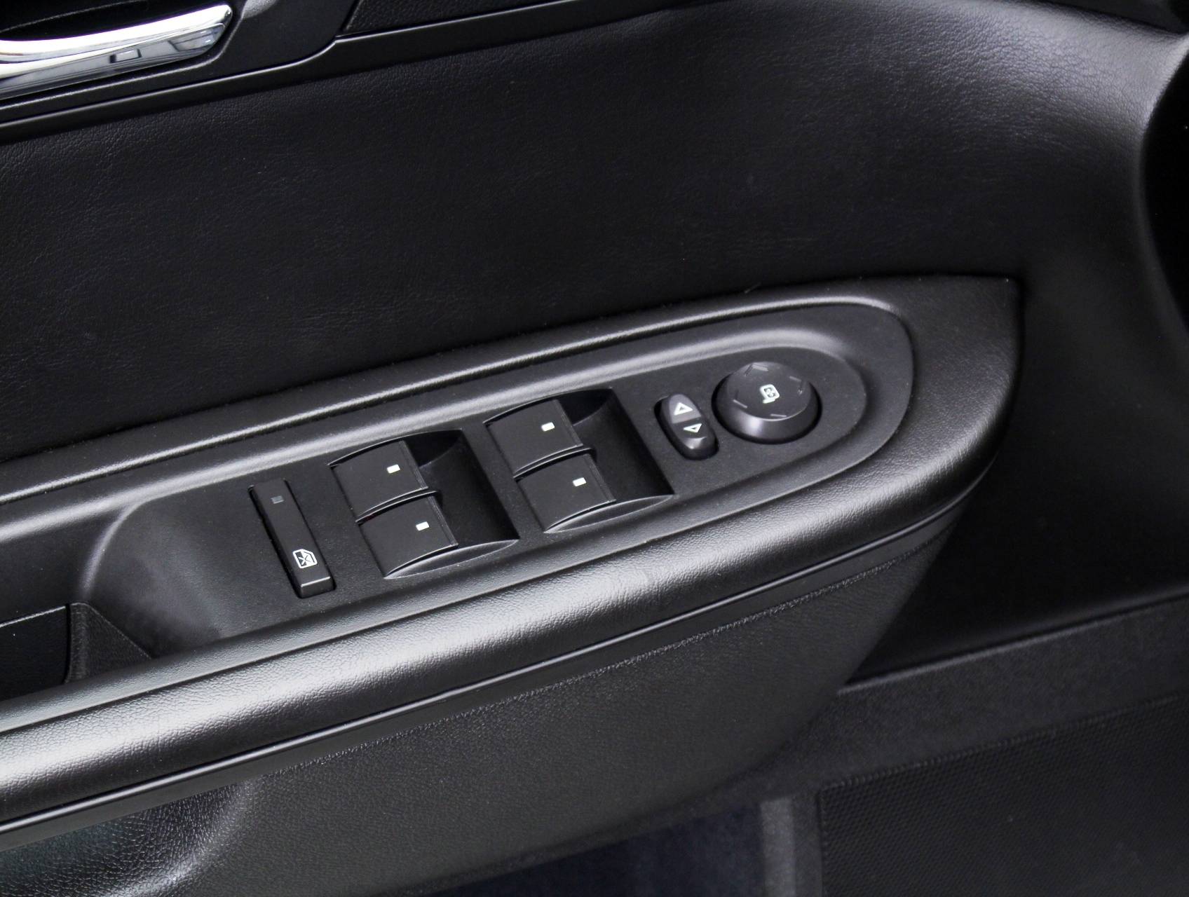 Florida Fine Cars - Used CHEVROLET TRAVERSE 2017 HOLLYWOOD 1LT