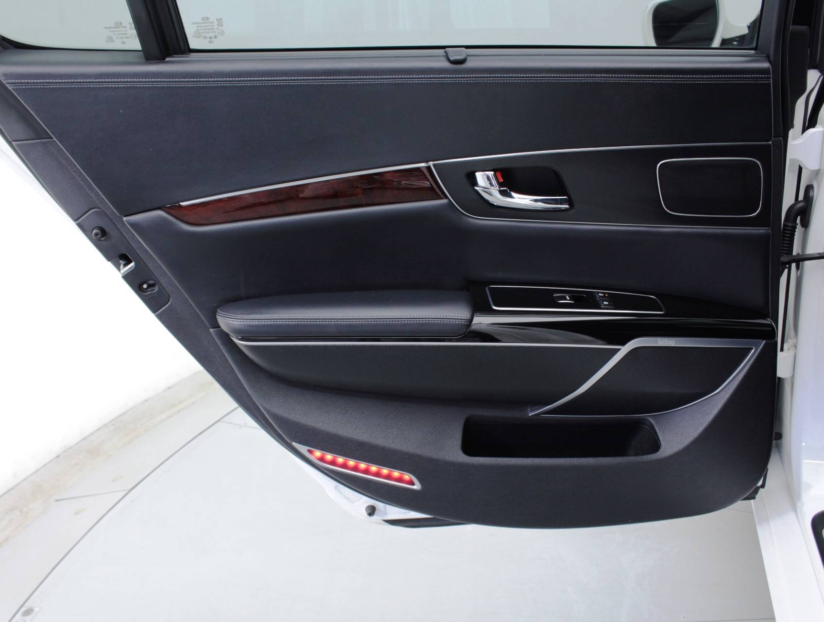 Florida Fine Cars - Used KIA K900 2015 MIAMI LUXURY