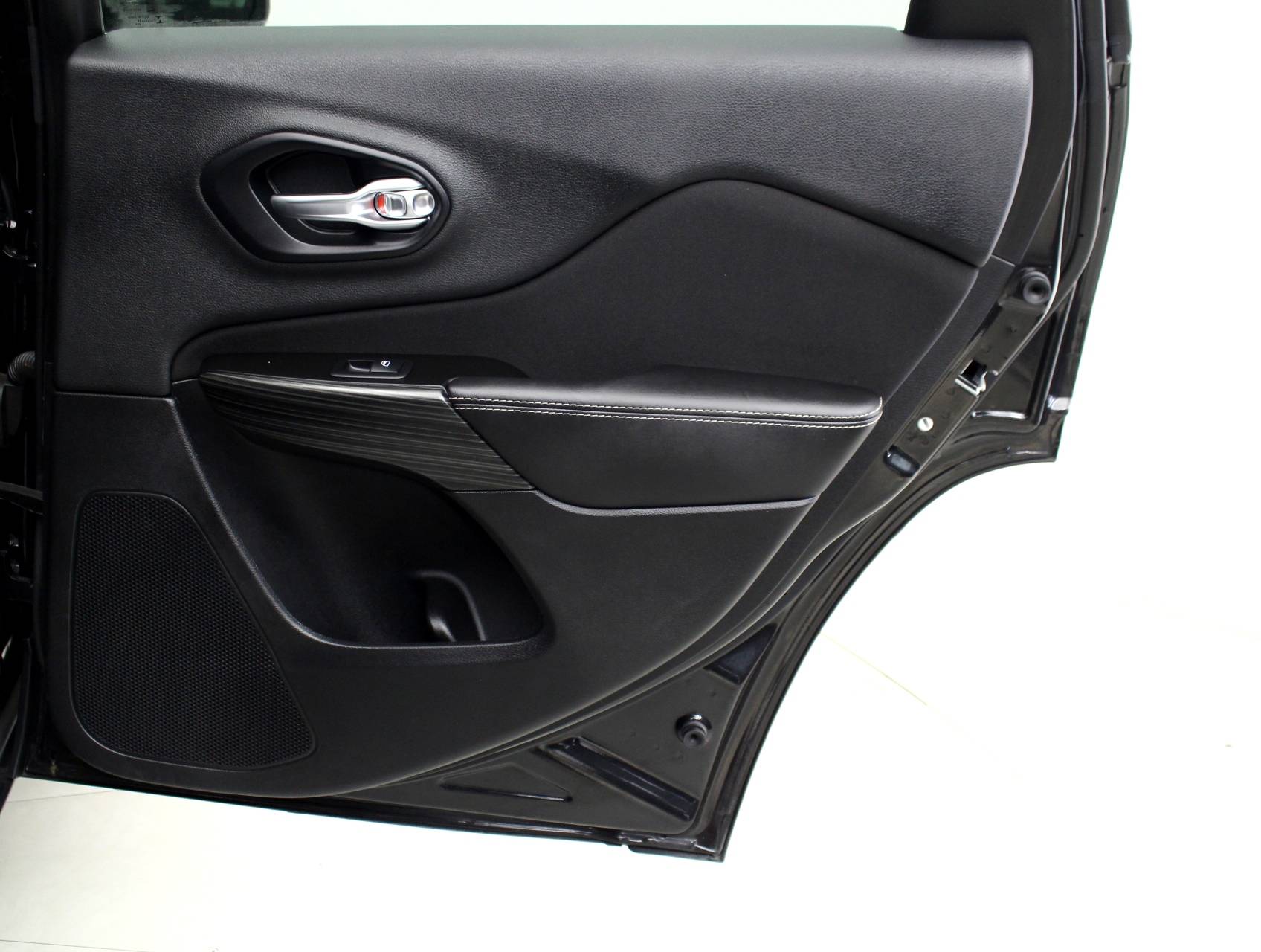 Florida Fine Cars - Used JEEP CHEROKEE 2014 MIAMI LATITUDE