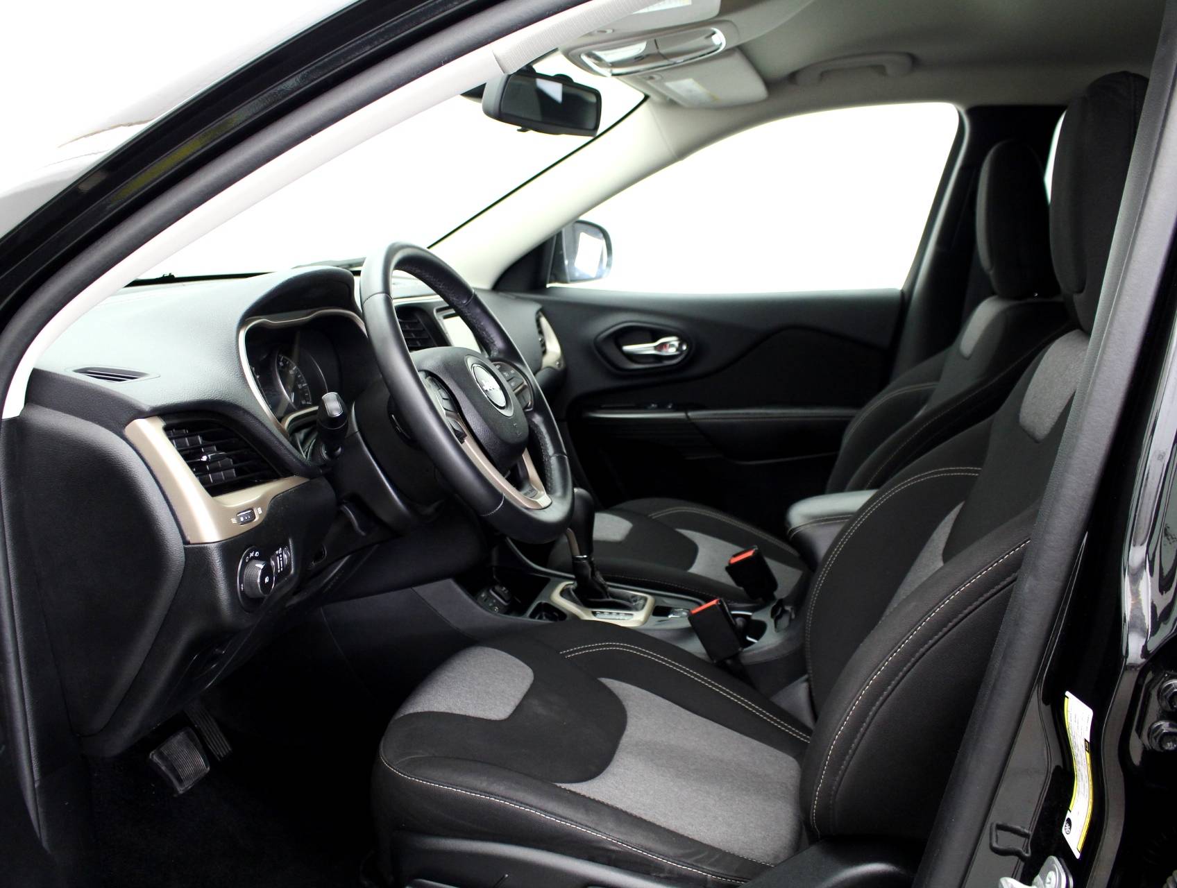 Florida Fine Cars - Used JEEP CHEROKEE 2014 MIAMI LATITUDE