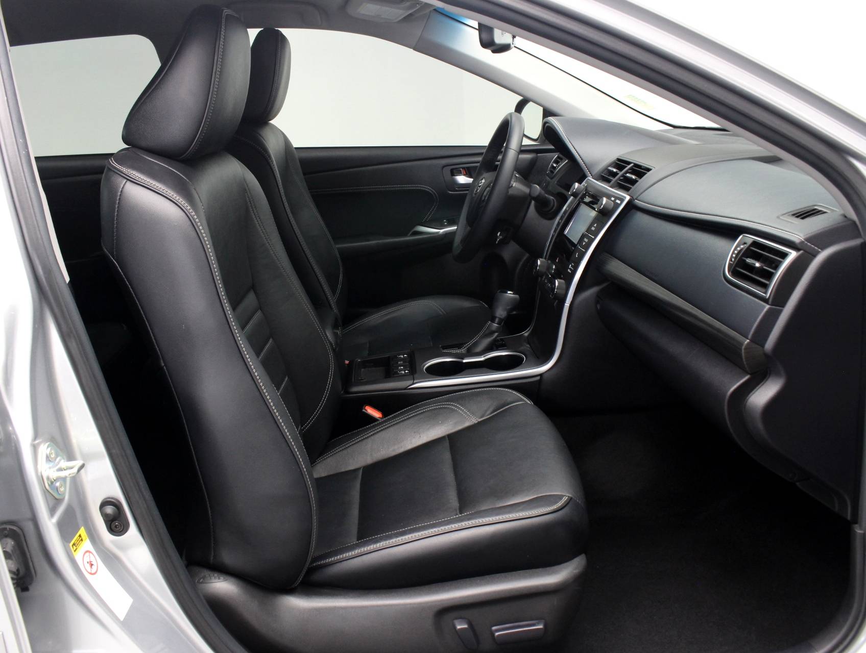 Florida Fine Cars - Used TOYOTA CAMRY 2015 WEST PALM XLE HYBRID