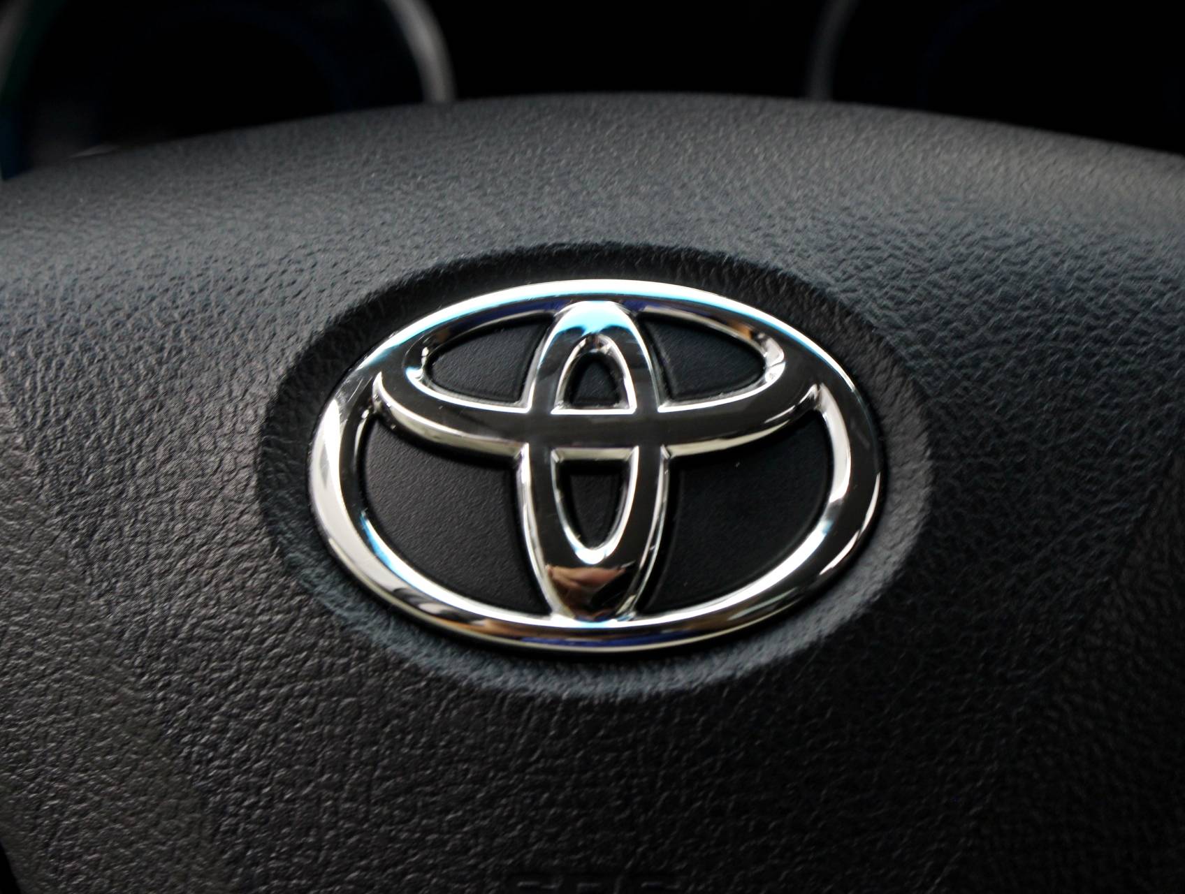 Florida Fine Cars - Used TOYOTA CAMRY 2015 WEST PALM XLE HYBRID