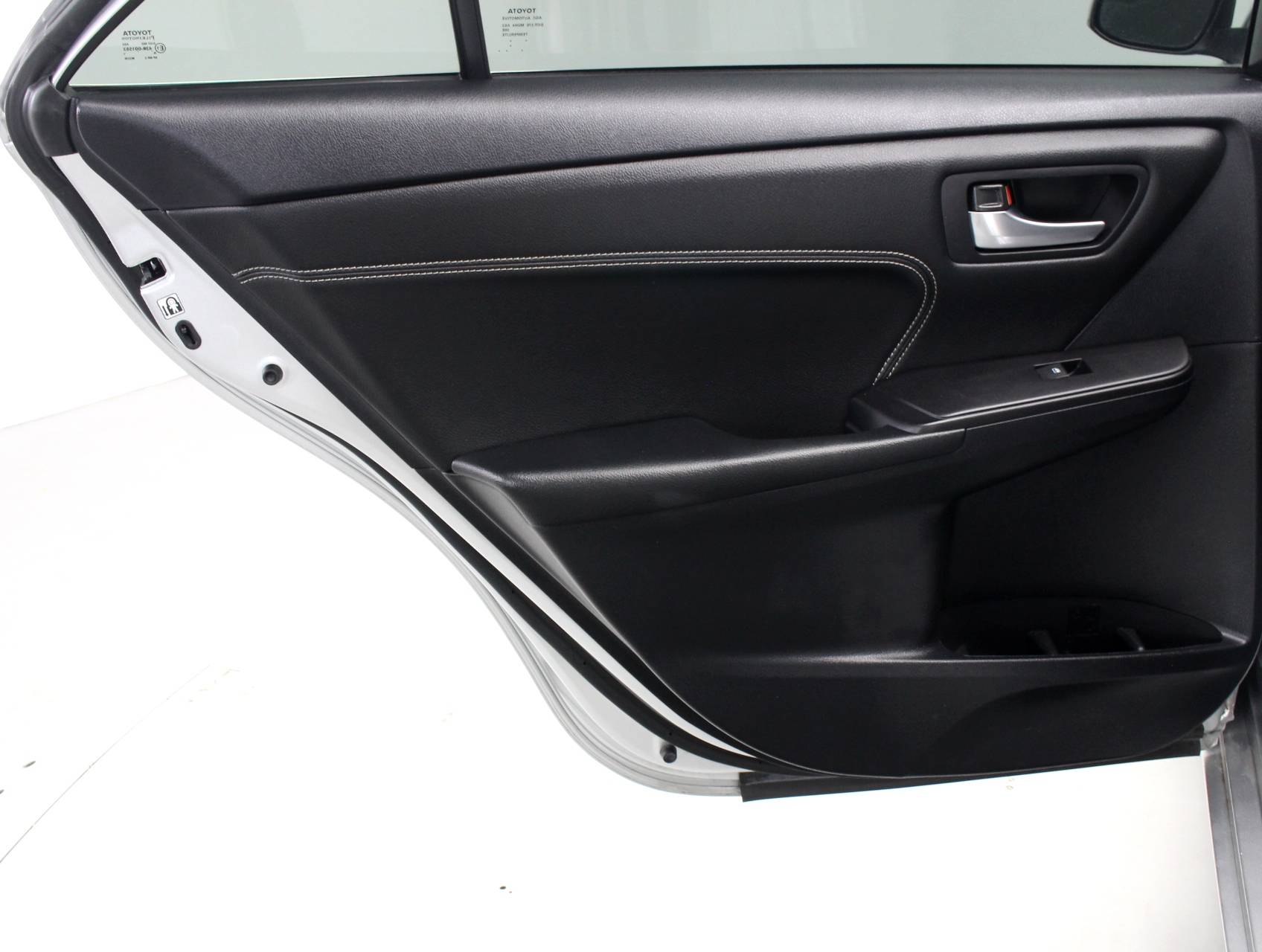 Florida Fine Cars - Used TOYOTA CAMRY 2015 WEST PALM XLE HYBRID