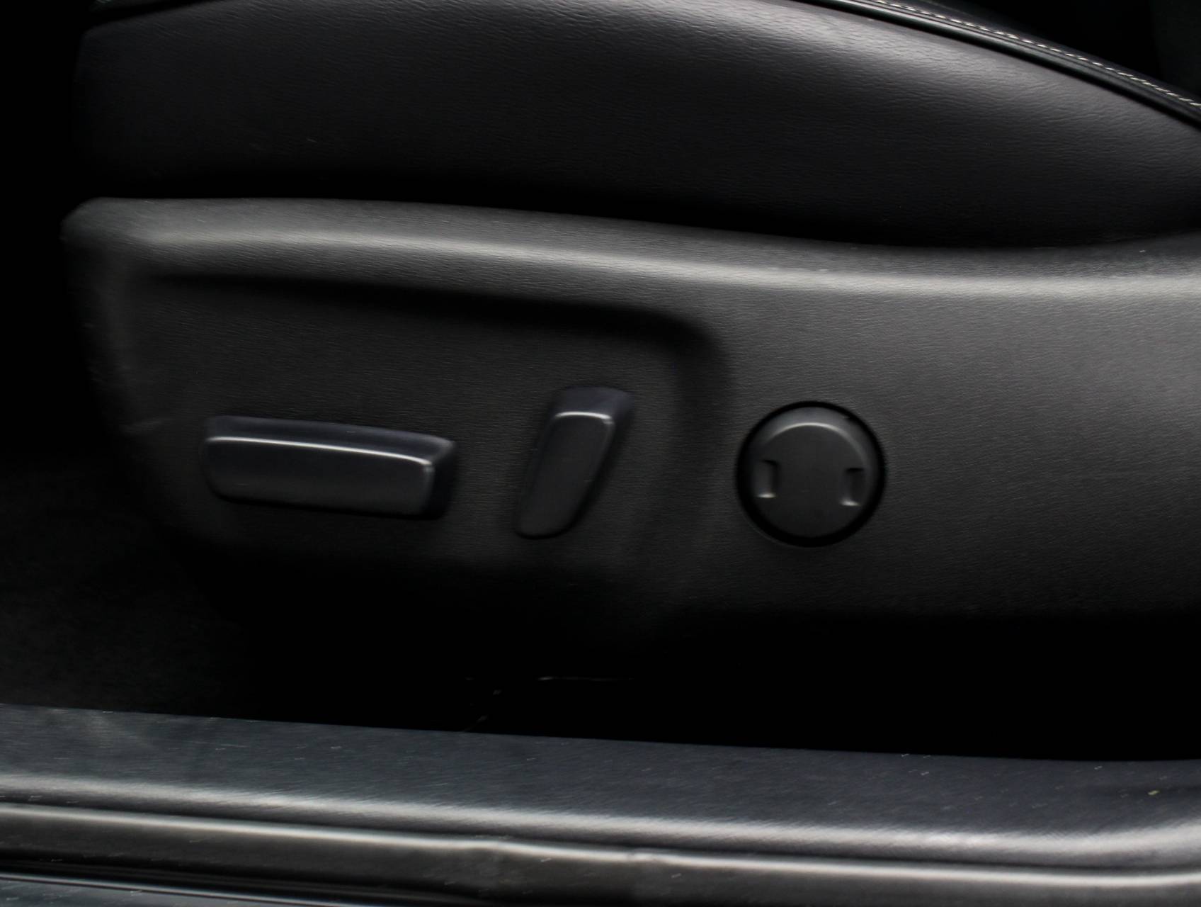 Florida Fine Cars - Used TOYOTA CAMRY 2015 WEST PALM XLE HYBRID