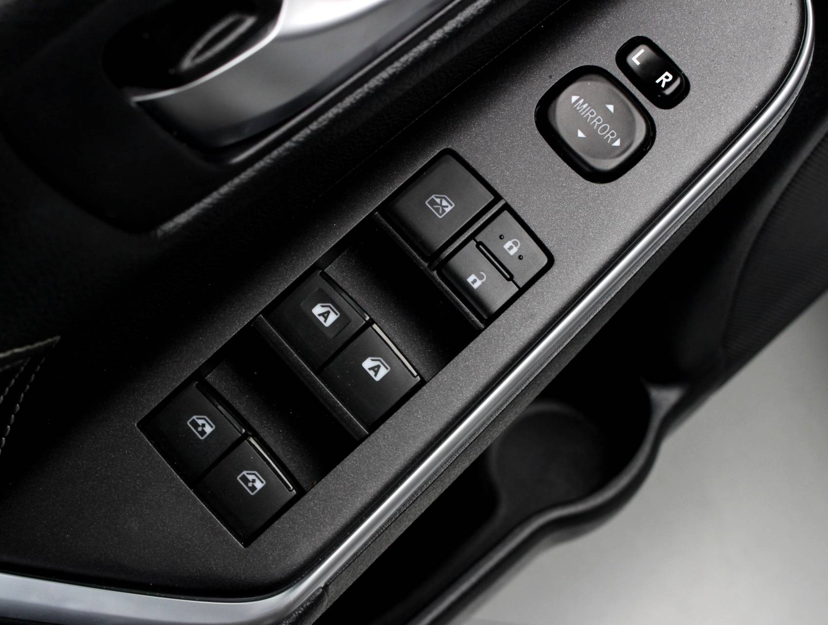 Florida Fine Cars - Used TOYOTA CAMRY 2015 WEST PALM XLE HYBRID