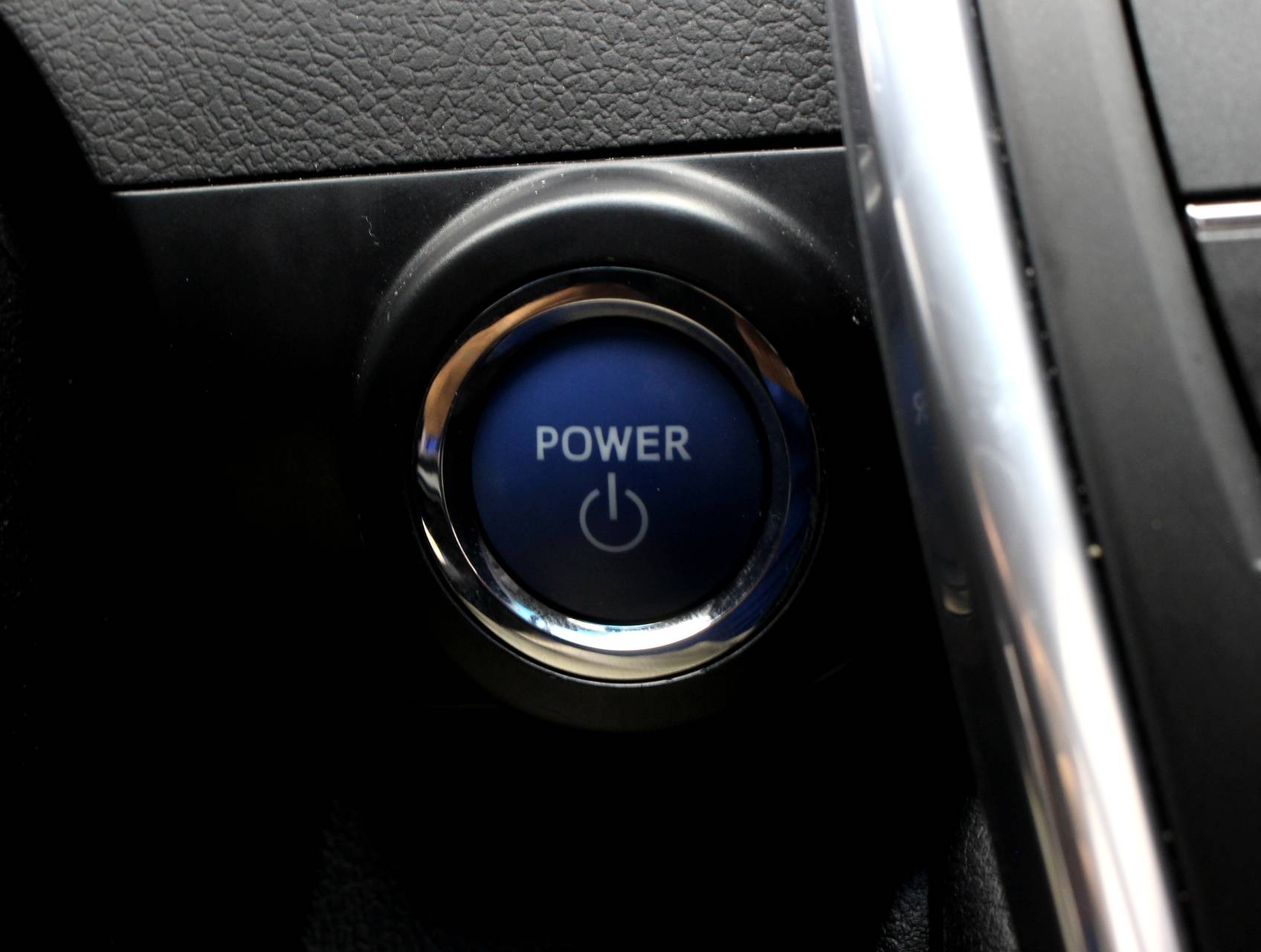 Florida Fine Cars - Used TOYOTA CAMRY 2015 WEST PALM XLE HYBRID