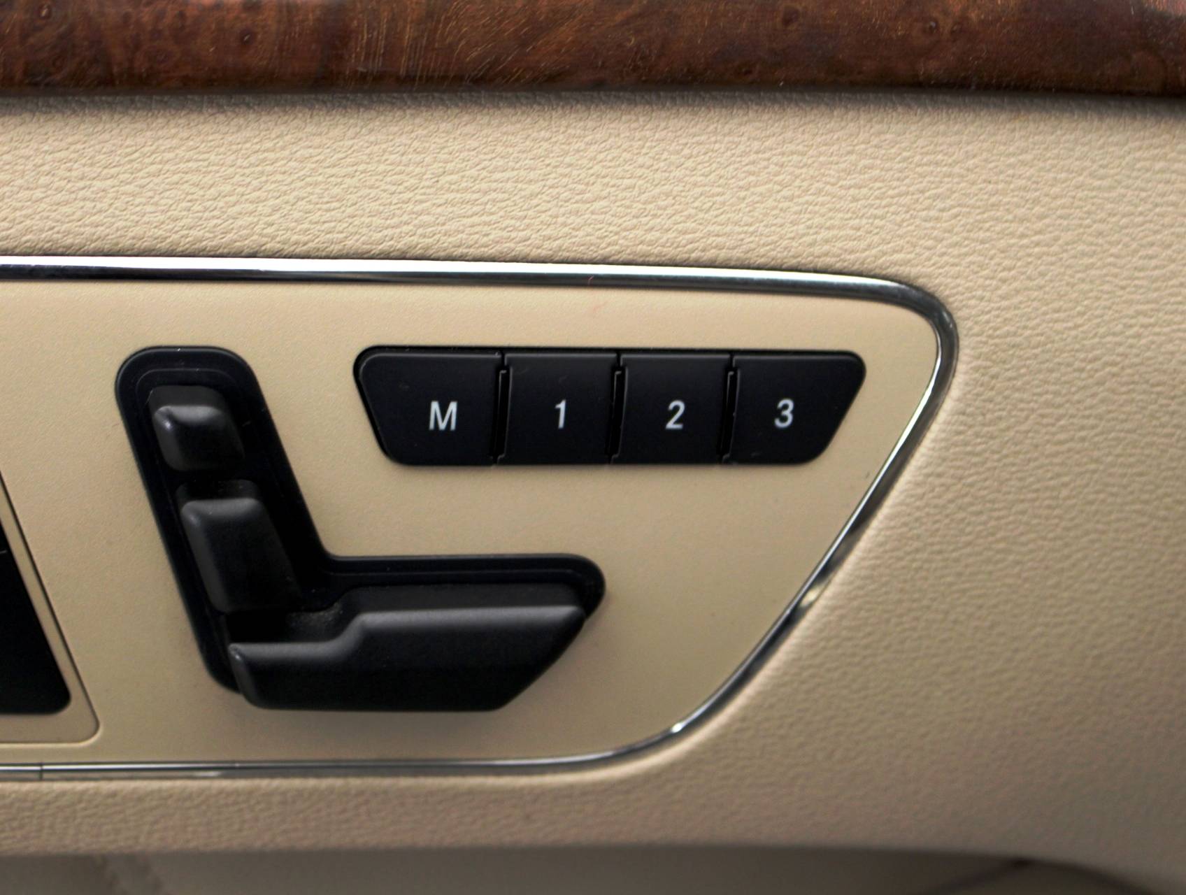 Florida Fine Cars - Used MERCEDES-BENZ E CLASS 2010 HOLLYWOOD E350