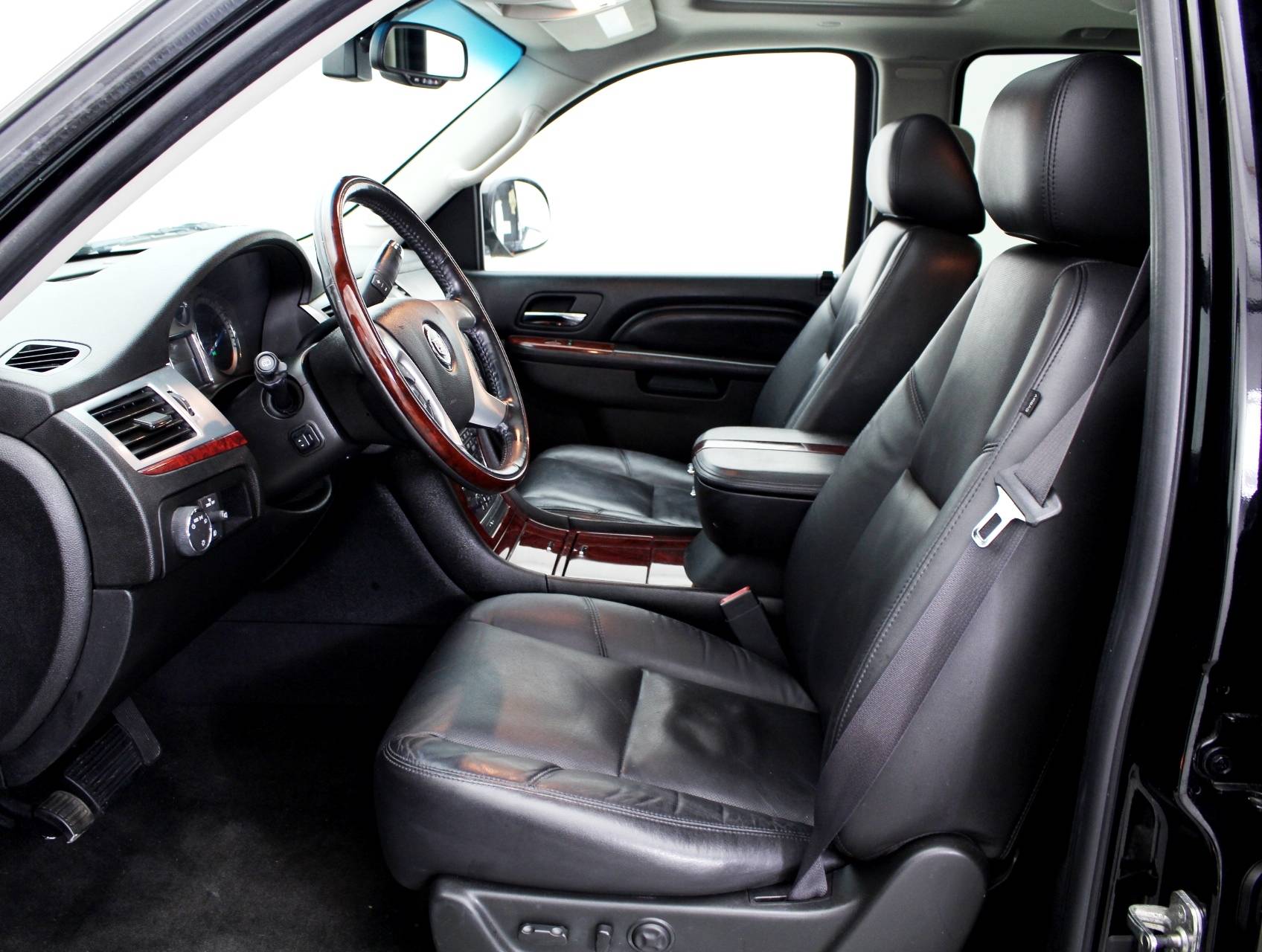 Florida Fine Cars - Used CADILLAC ESCALADE 2011 MIAMI LUXURY