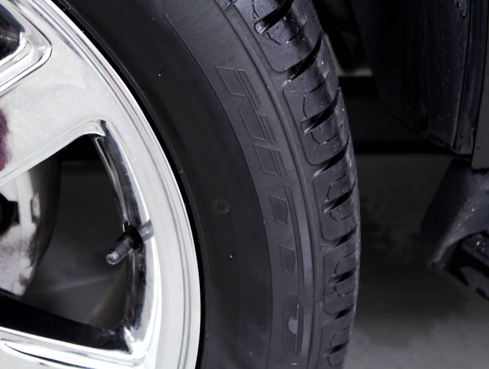 Florida Fine Cars - Used CADILLAC ESCALADE 2011 MIAMI LUXURY