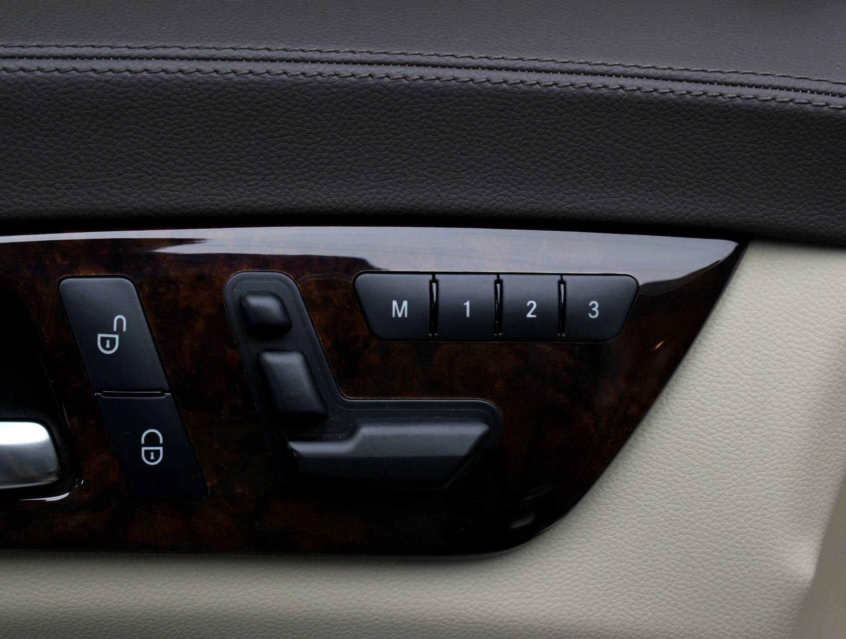 Florida Fine Cars - Used MERCEDES-BENZ CLS CLASS 2014 WEST PALM CLS550 4MATIC