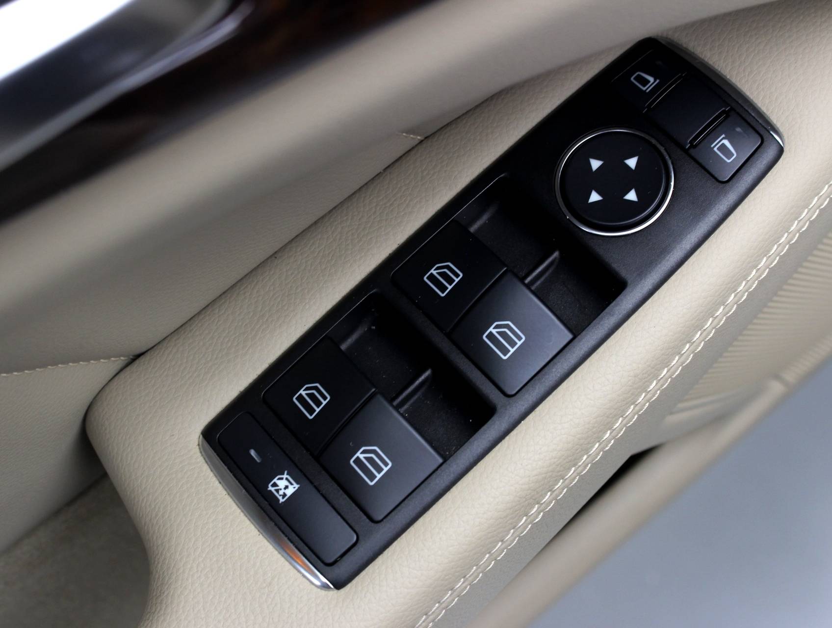 Florida Fine Cars - Used MERCEDES-BENZ CLS CLASS 2014 WEST PALM CLS550 4MATIC