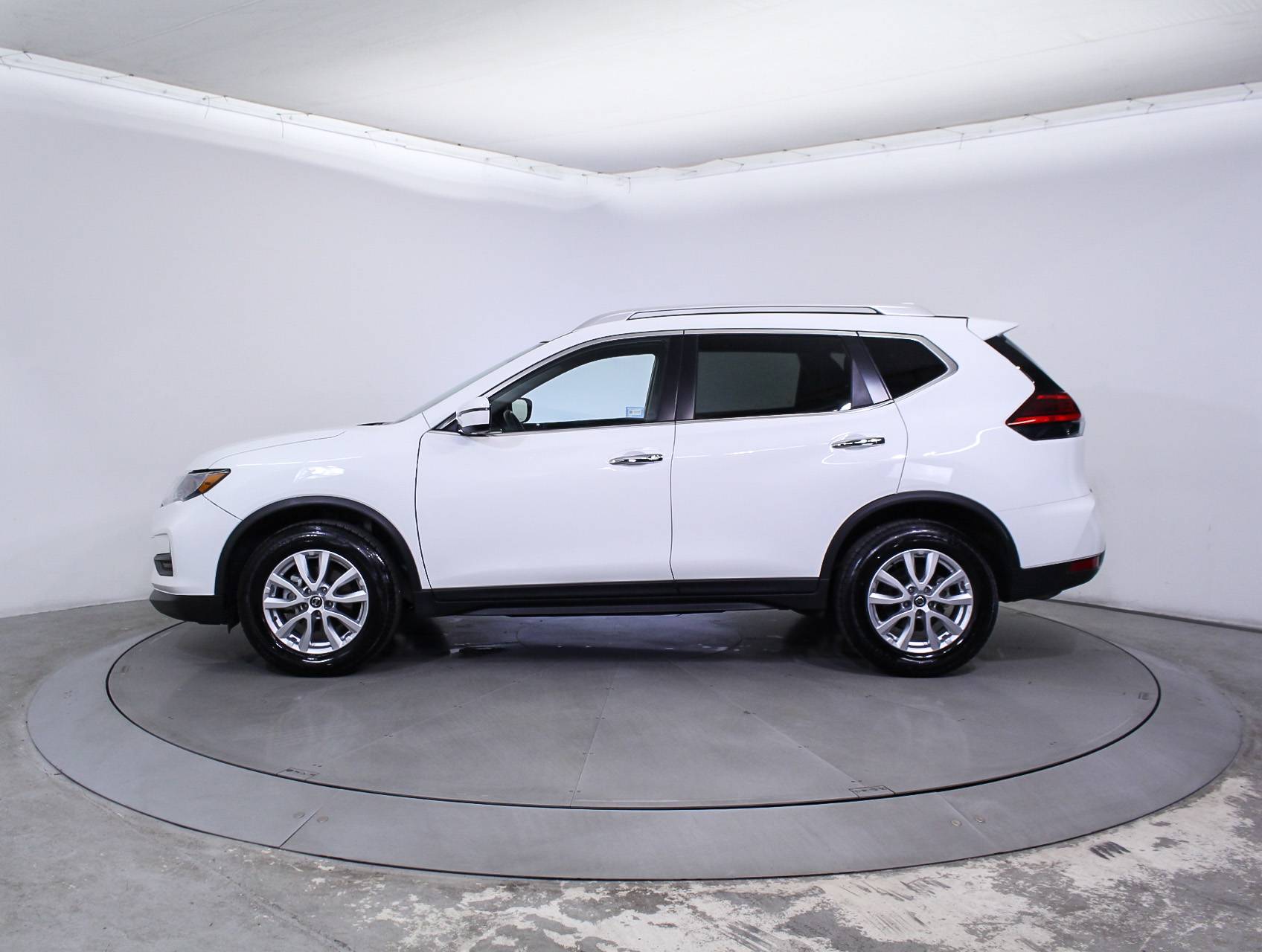 Florida Fine Cars - Used NISSAN ROGUE 2017 MIAMI Sv