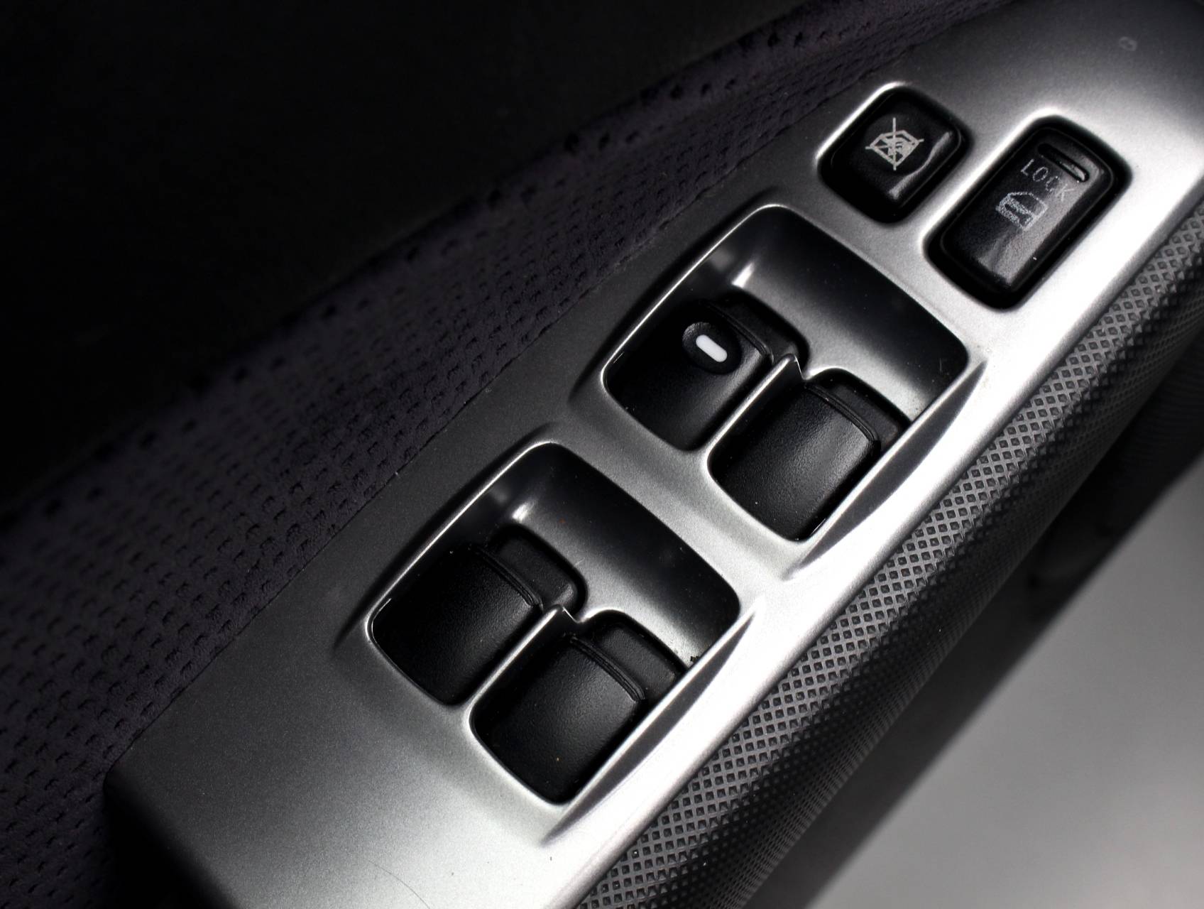 Florida Fine Cars - Used MITSUBISHI OUTLANDER 2003 WEST PALM XLS