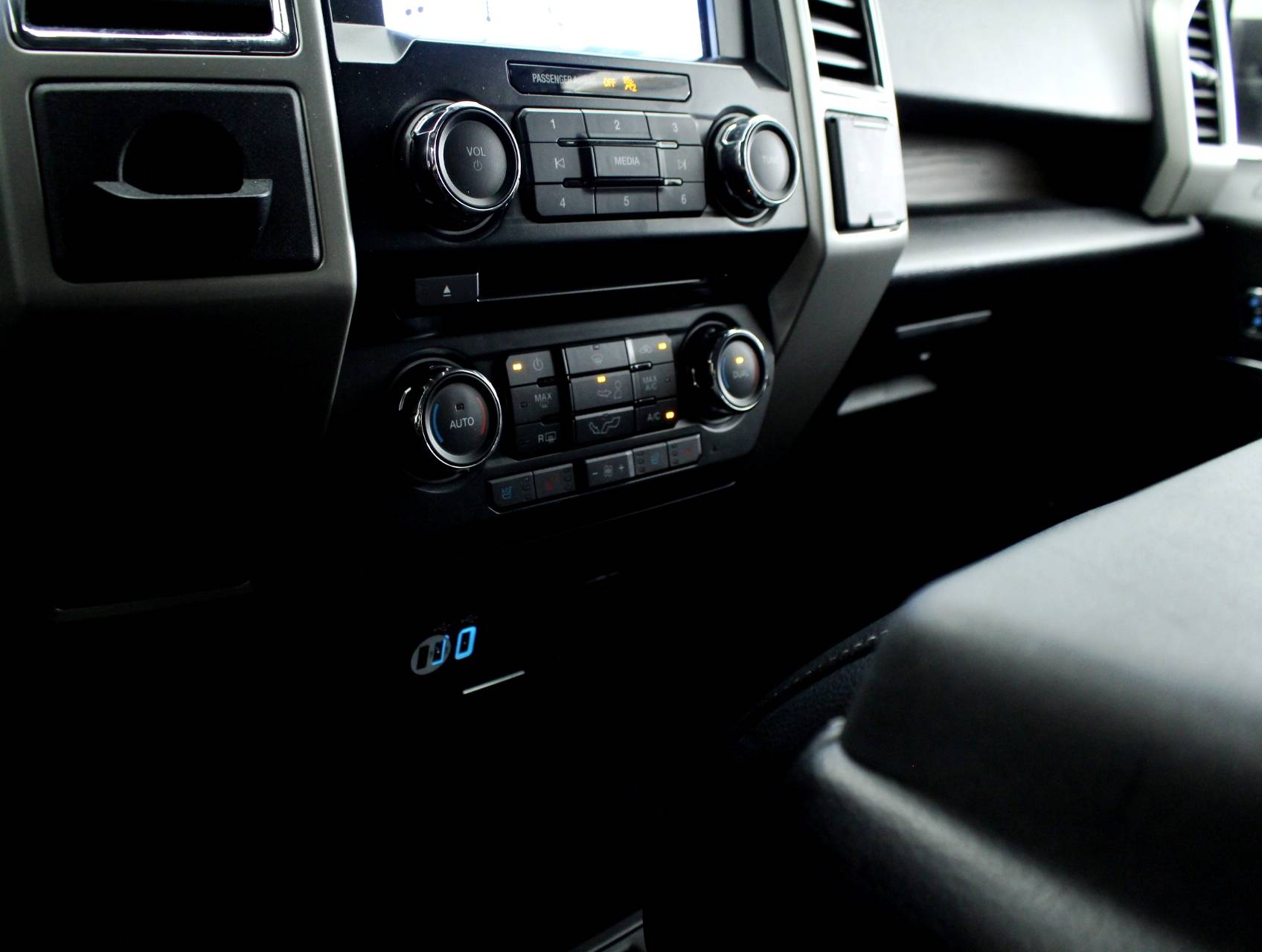 Florida Fine Cars - Used FORD F 150 2017 MARGATE LARIAT